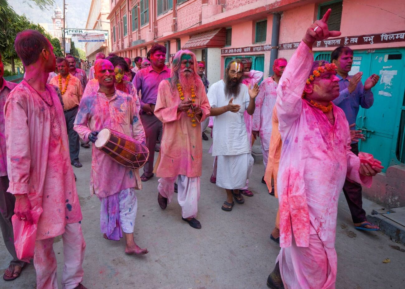 holi festival vietnam 2025